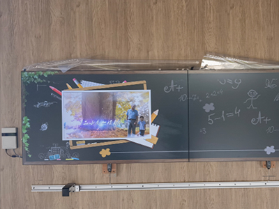 滑軌屏有幾種形式？各有什么特點?