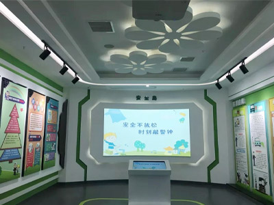 如何布置學(xué)校法治宣傳教育基地