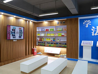 學(xué)校建設(shè)法治宣傳陣地的重要意義