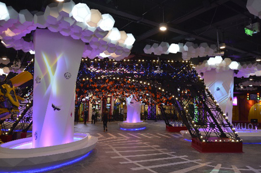 YOUNGPRAK商場多媒體展項(xiàng)